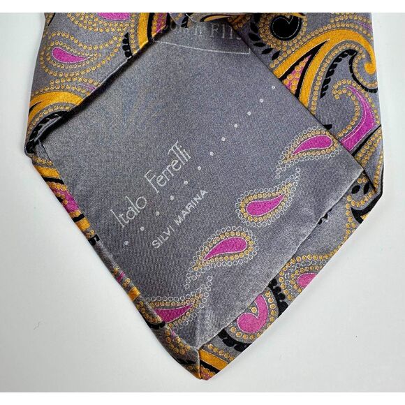 Italo Ferretti Silk Tie Paisley Pattern on Gray Background L-59 in W-3.5 in - Picture 4 of 6